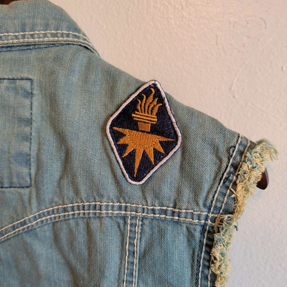 Smoke Rise Denim Vest Women Small Light Blue Distressed American Flag Patches - Picture 7 of 8